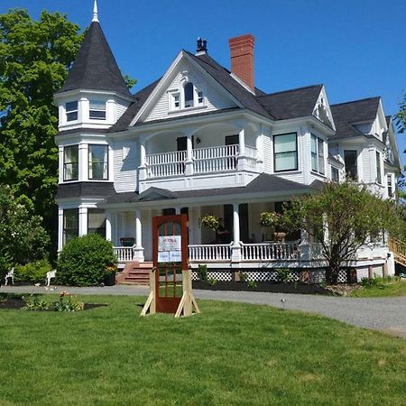 By The River B&B Fredericton Exterior foto